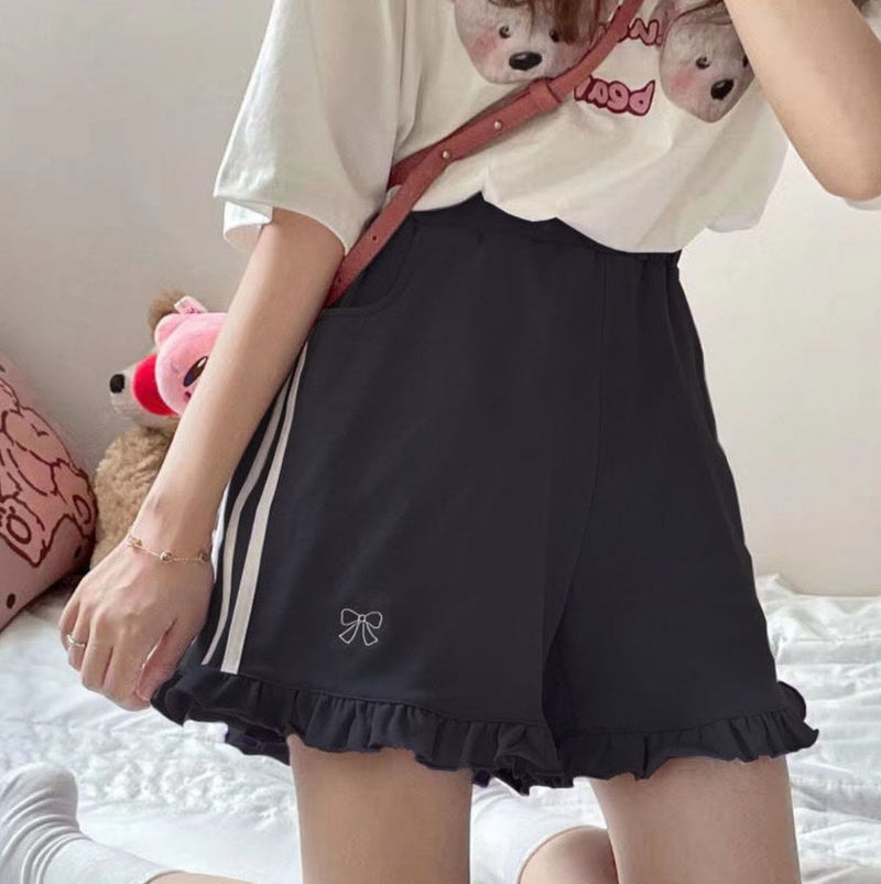 Black bow ruffled shorts - kawaii - ribbon - ruffles - shorts