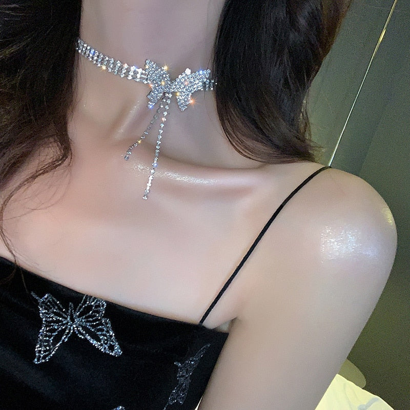 Butterfly & pearl necklace - butterfly - chain - choker - ethereal - kawaii