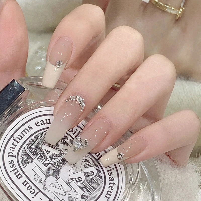 Clear neutral tone press on nails - beauty - fake nails - kawaii - ombre