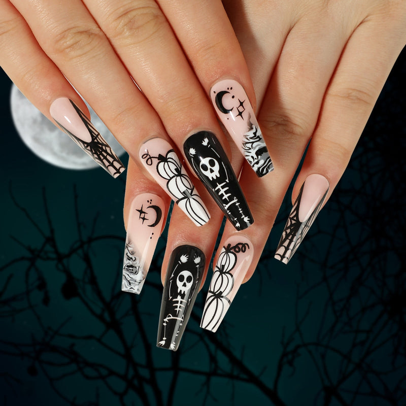 Dark gothic press on nails - goth - gothic - kawaii - nail art - nails