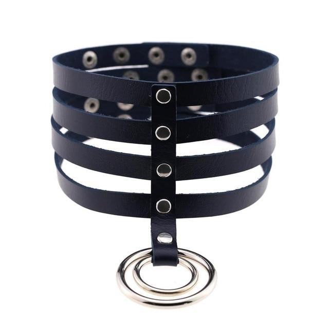 Elongated collar - choker - chokers - collar - collared - collars