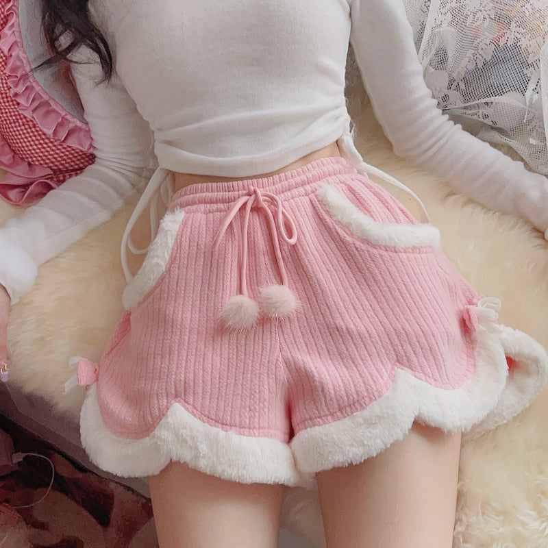 Fur trimmed dollette shorts - fur - kawaii - pink - plush - pom