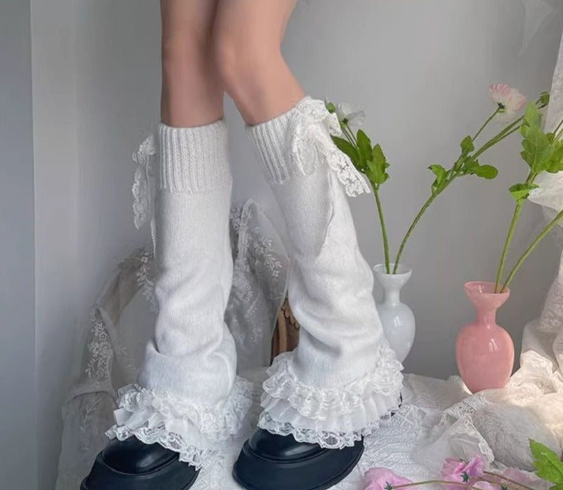 Kawaii ruffled & layered white lace leg warmers