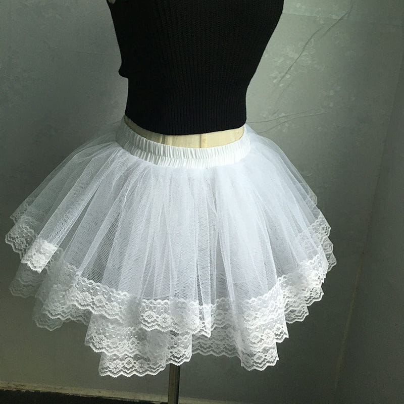 White layered tulle petticoat with scalloped lace trim