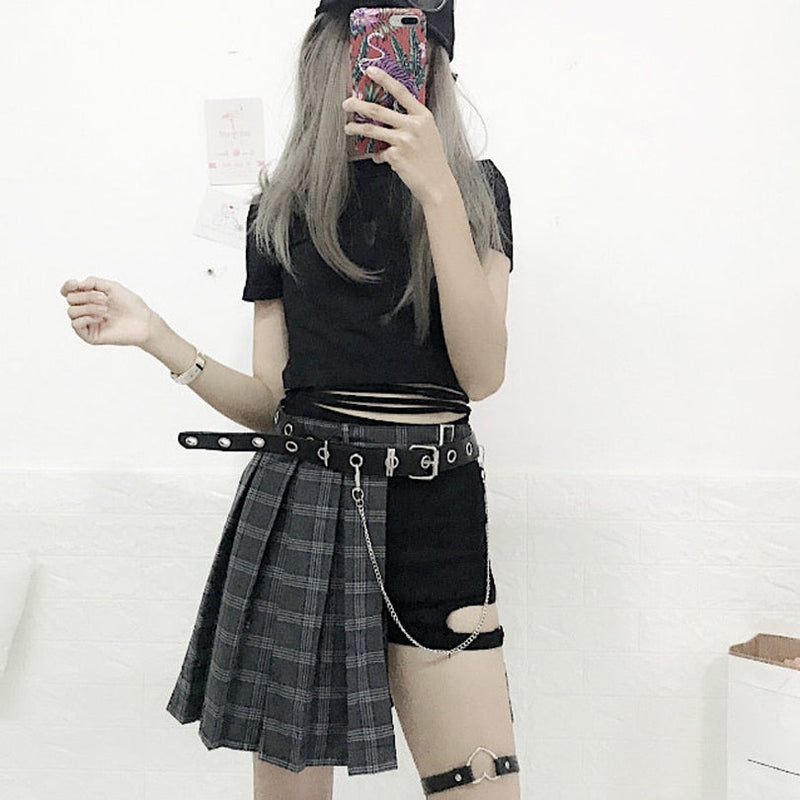 Punk rock pleated skirt - crop top - tops - dark fashion - goth - gothic