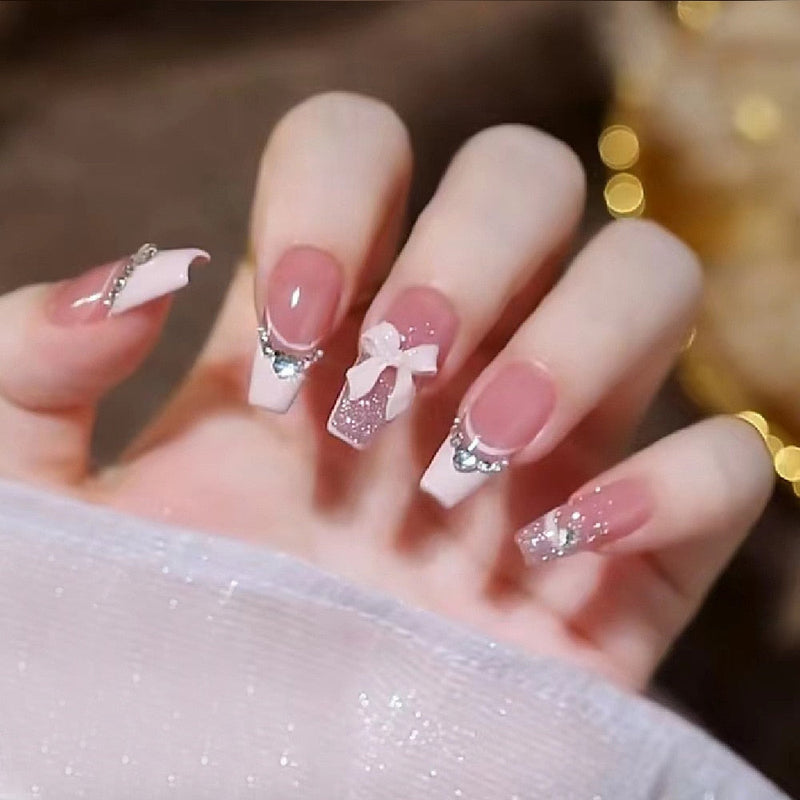 Short angelic press on nails - beauty - fairy-kei - fairycore - kawaii - nails