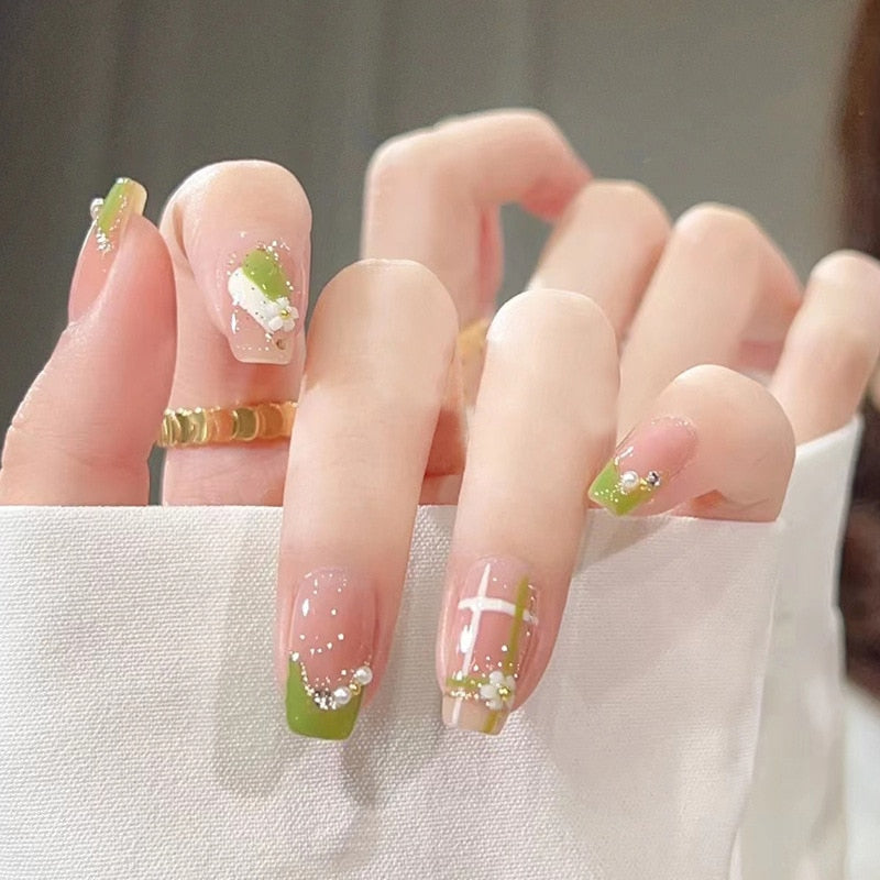 Short angelic press on nails - beauty - fairy-kei - fairycore - kawaii - nails