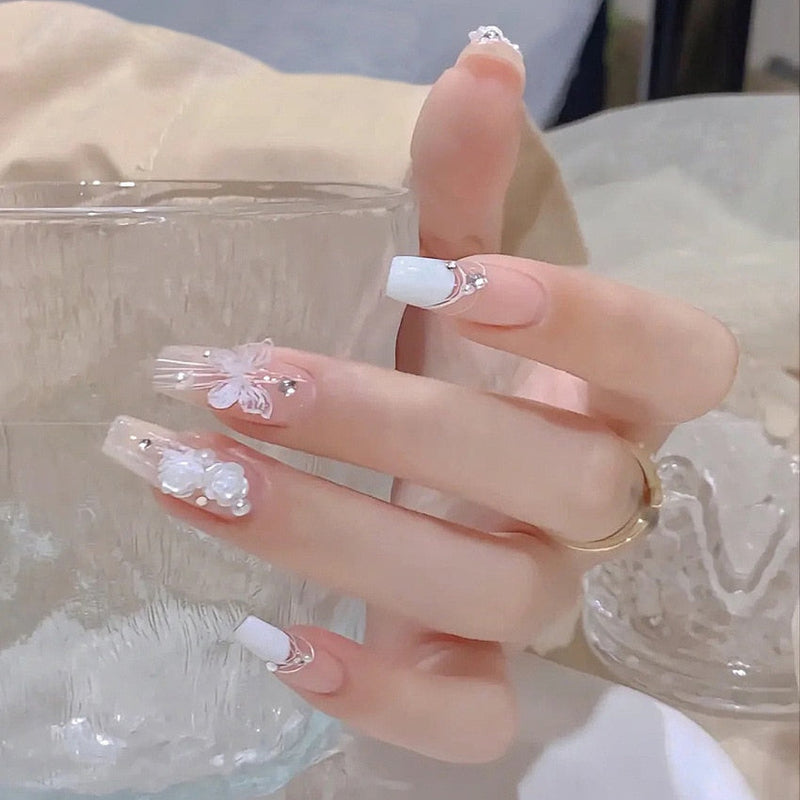 Short angelic press on nails - beauty - fairy-kei - fairycore - kawaii - nails