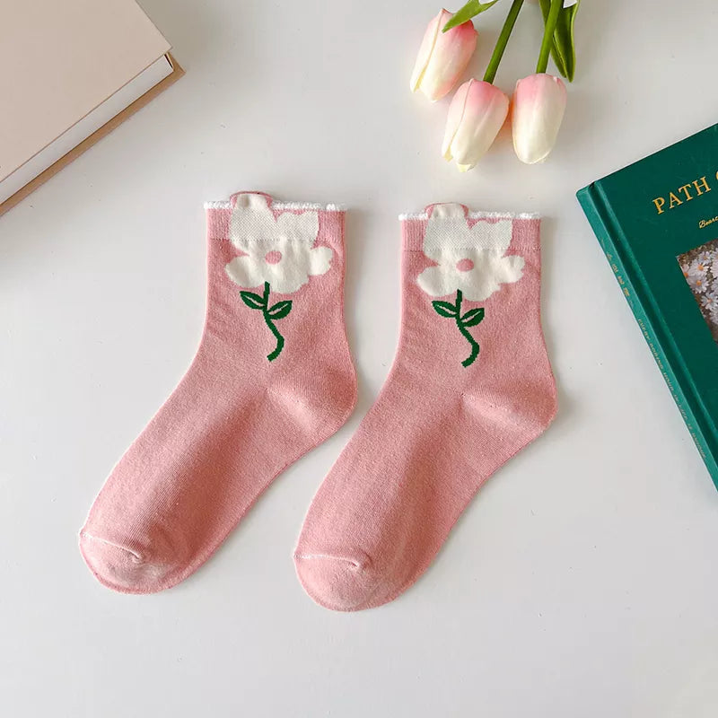 Spring flower socks - daisy - flowers - kawaii - pastel - socks