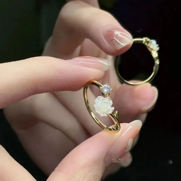 Kawaii white rose spiral fairycore rhinestone ring