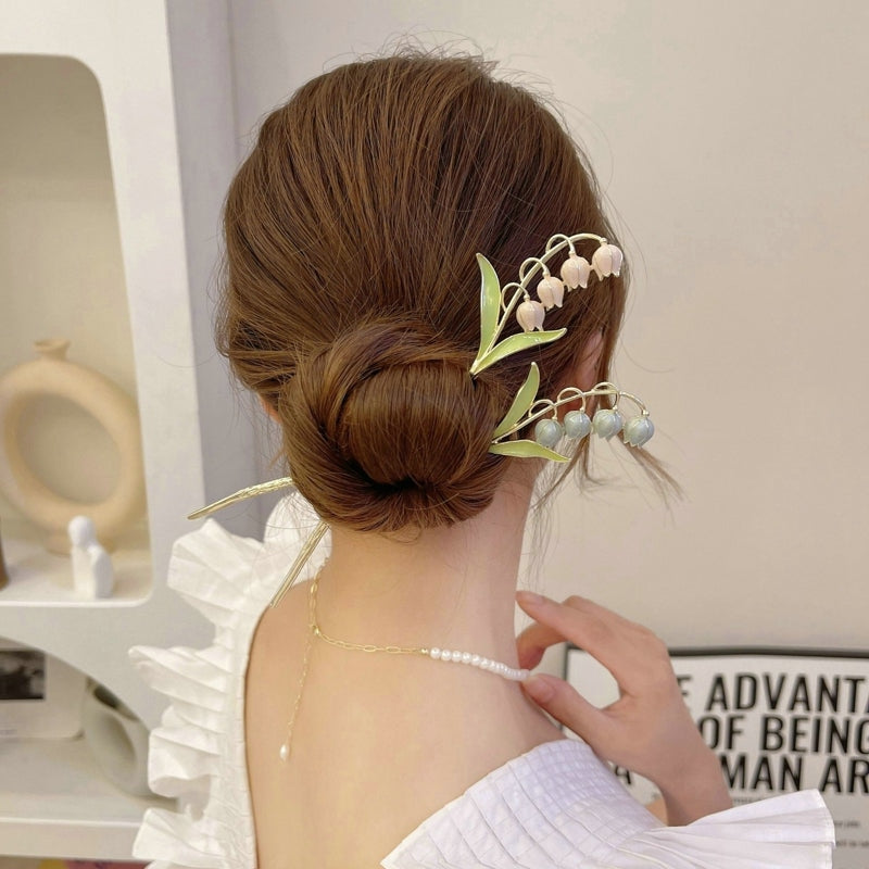 Dainty Floral Hair Claw Clip – Kawaii Babe