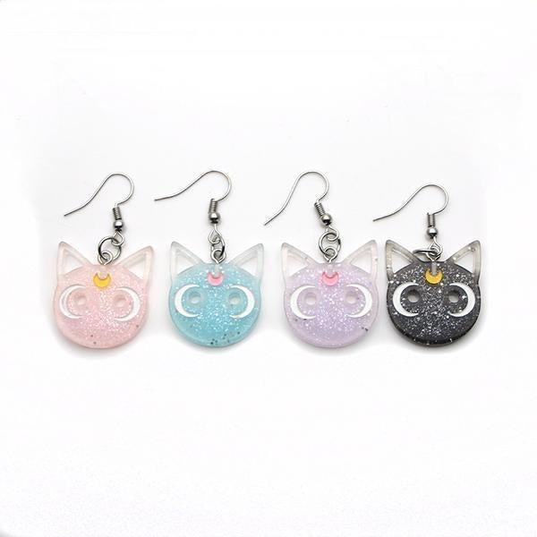 sailor moon luna cat artemis dangle drop earrings glitter resin art sparkle magical girl mahou shoujo kawaii anime