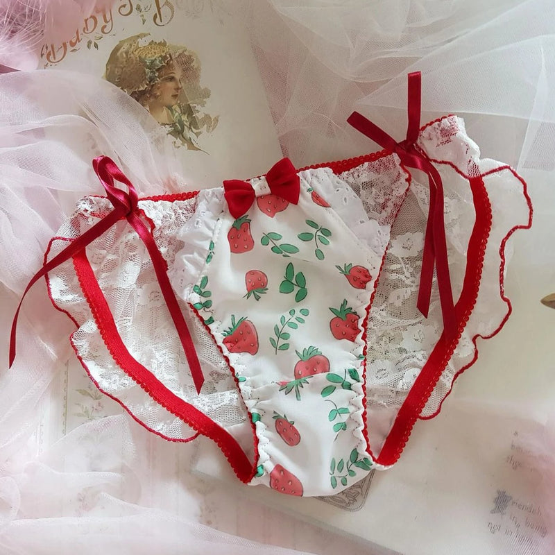 Strawberry Cake Bra With Pink Lace Detail 