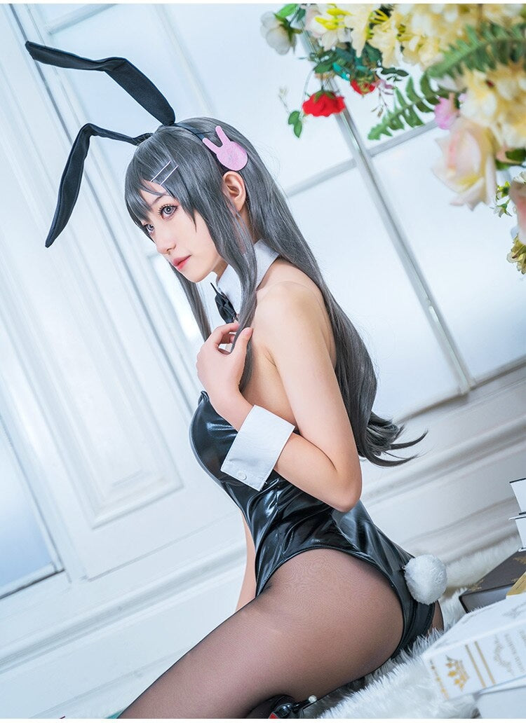 Suited Up Bunny Outfit (Mai Sakurajima)