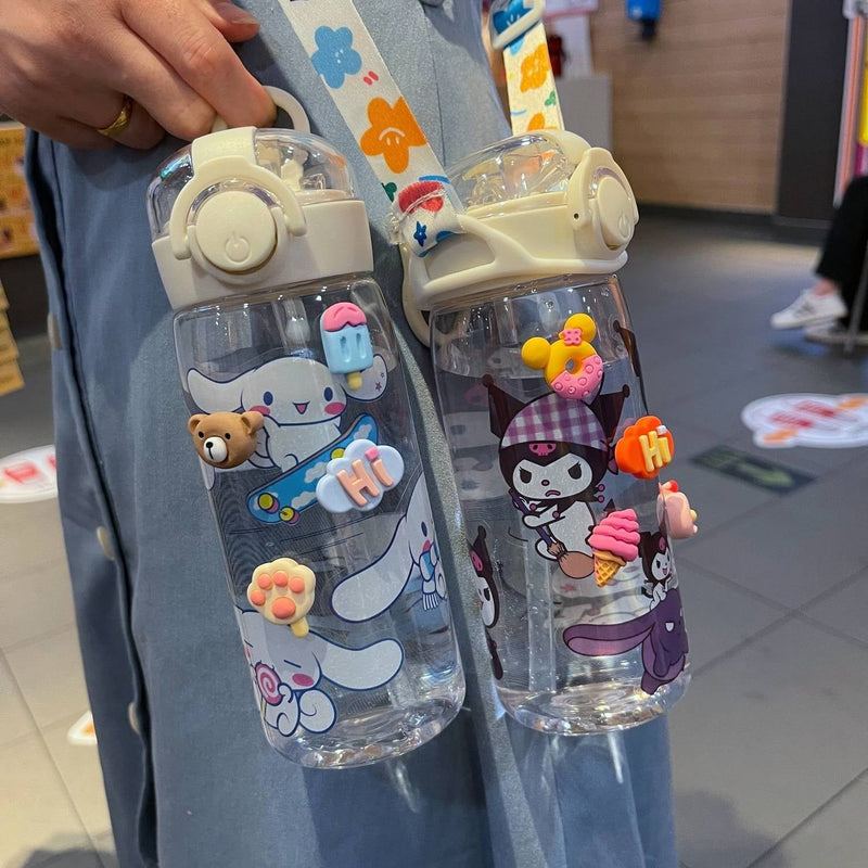 https://kawaiibabe.com/cdn/shop/products/white-sanrio-sippies-bottes-bottle-cinnamoroll-cups-drink-glasses-water-ddlg-playground-383_800x.jpg?v=1685724175